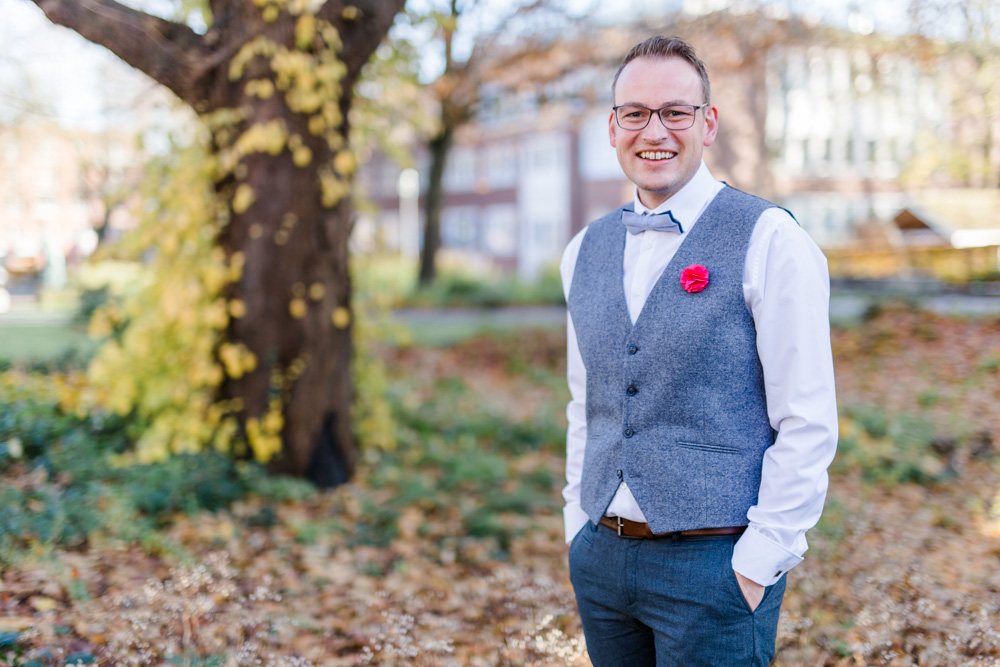 Ehe fuer alle: Mike und Alexandru im Standesamt Harburg